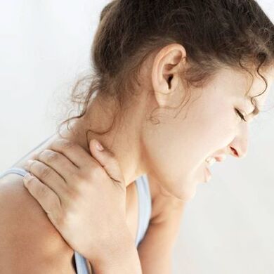 dor no pescoço em uma menina um sintoma de osteocondrose
